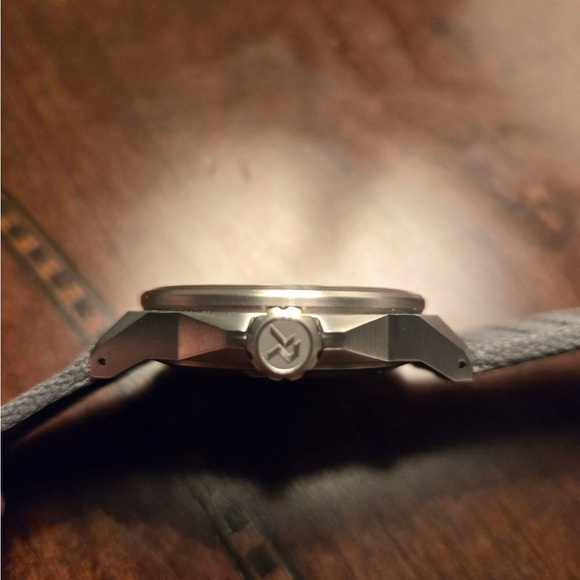 RZE Resolute - Automatic Titanium Pilot Style/Flieger Watch - RZE Resolute - Picture 5 of 5